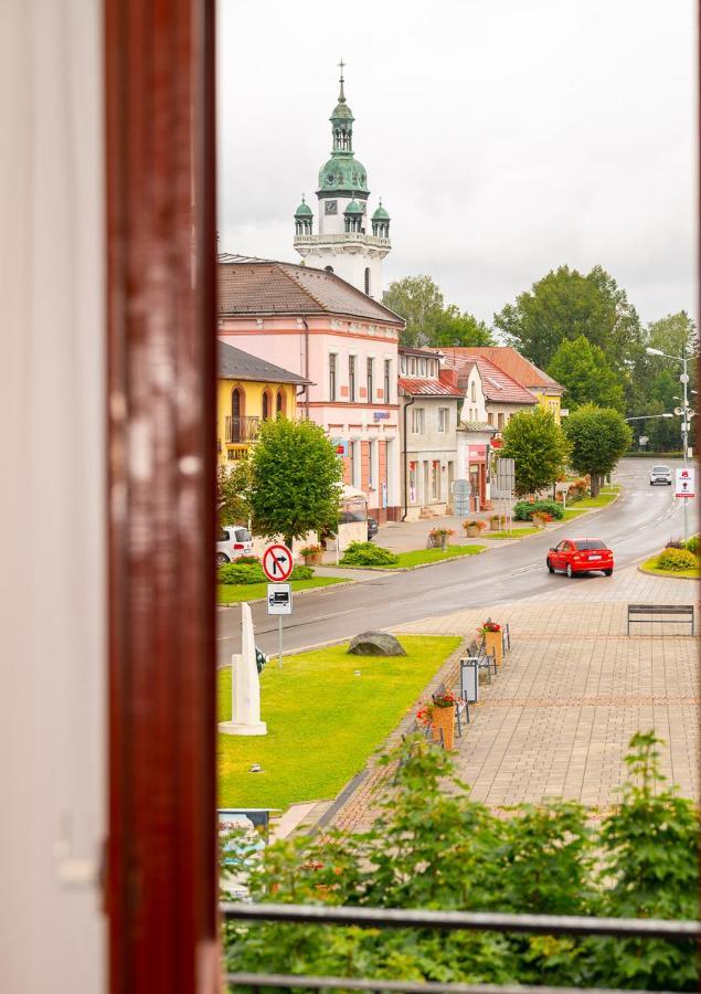 2- Postelova Izba S Kupelnou Emka V Penzion Trstená エクステリア 写真